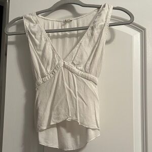 Elegant White Sleeveless Top